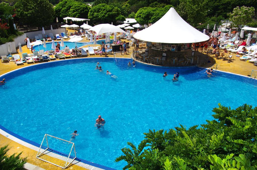 Bella Vista Beach Club ซิเนโมเร็ท ภายนอก รูปภาพ