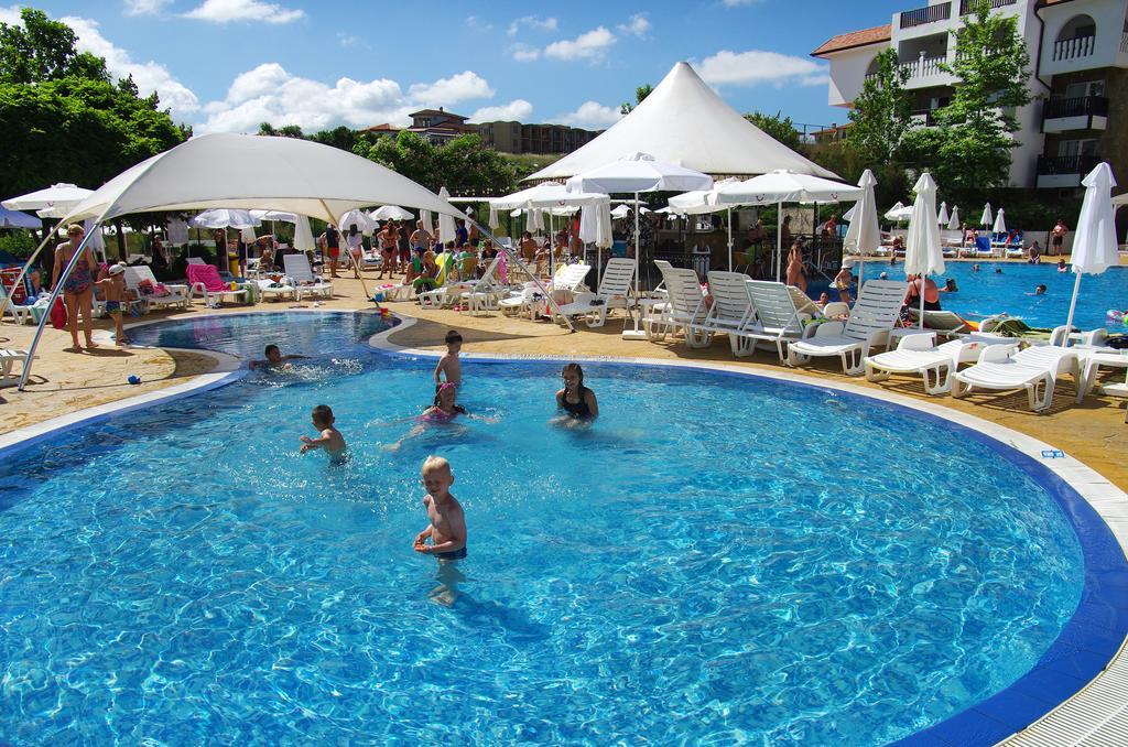 Bella Vista Beach Club ซิเนโมเร็ท ภายนอก รูปภาพ